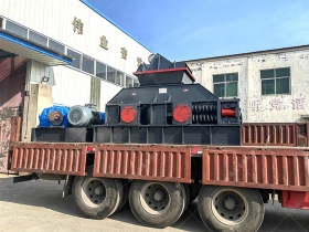 大型對輥菠萝蜜网站在线观看發往湖北河卵石製砂